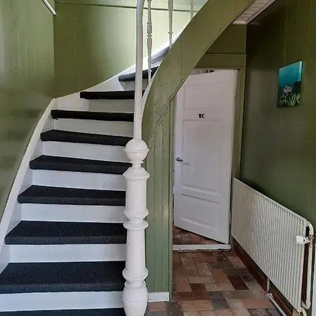 Helt Hus, Med Egen Have Og 4 Sovevaerelser Apartment *