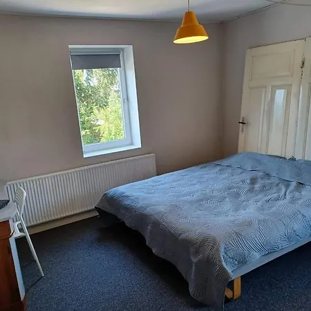 Helt Hus, Med Egen Have Og 4 Sovevaerelser Apartment *
